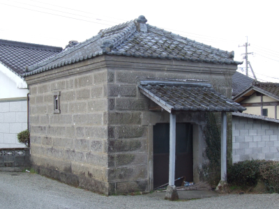 福永家石蔵.JPG (134 KB)